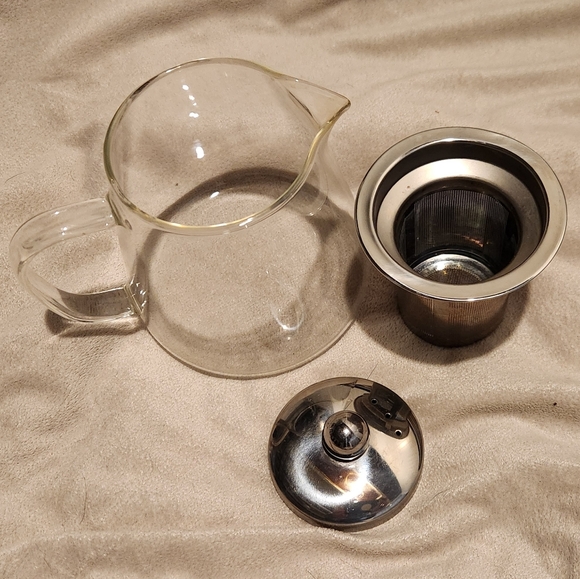 Glass Teapot with Removable Stainless Steel Infuser - 20oz - Picture 4 of 10